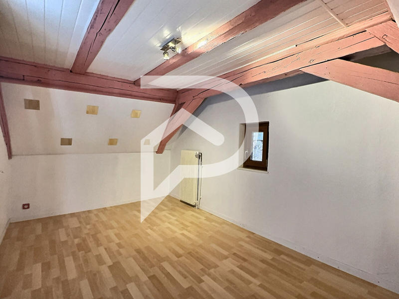 Maison - 96 m² - 4 pièces
