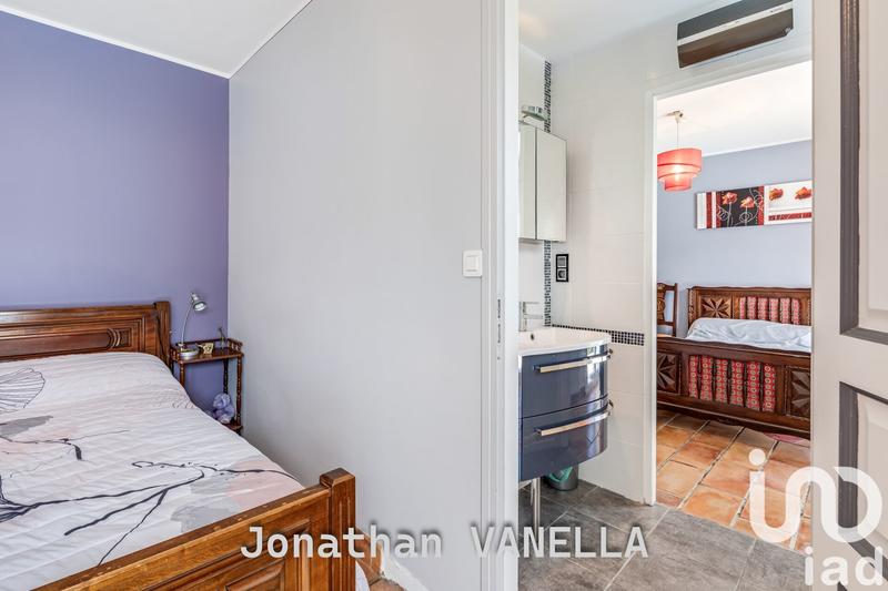 Maison - 238 m² - 8 pièces