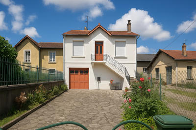 Maison - 98 m² - 4 pièces