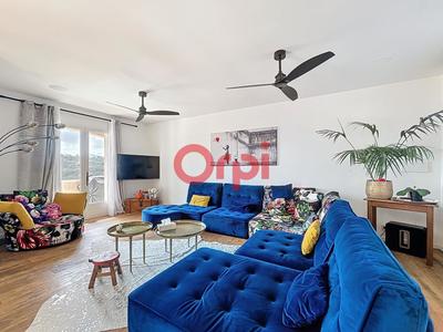 Maison - 142 m² - 5 pièces