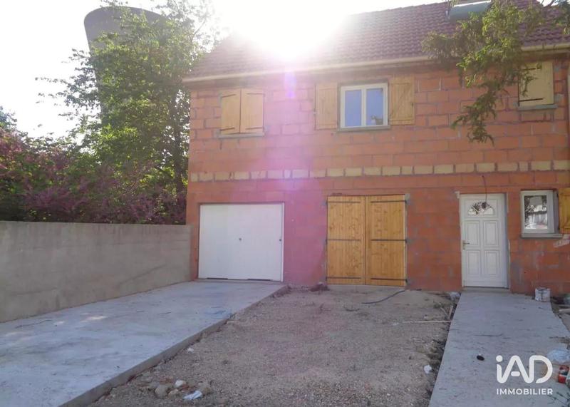 Maison - 140 m² - 4 pièces