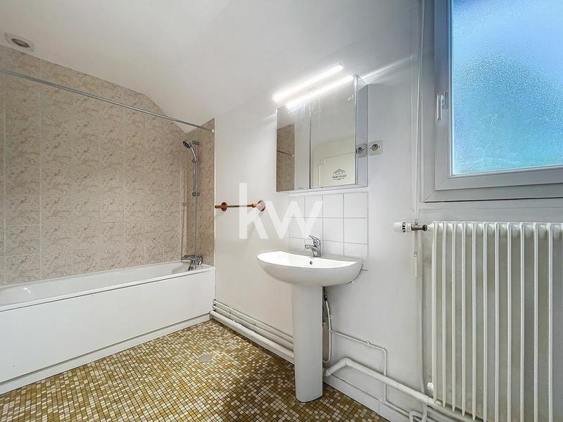 Maison ancienne - 83 m² - 4 pièces