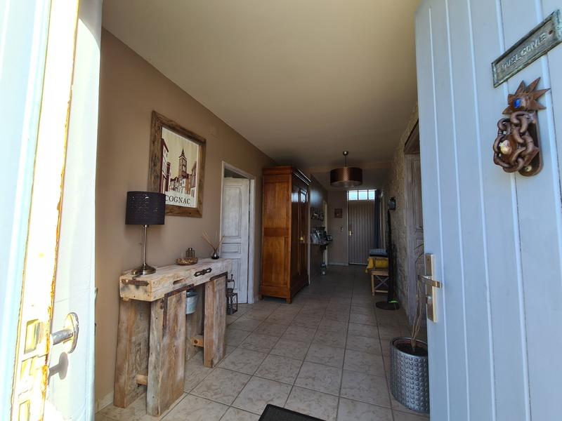 Propriété - 460 m² - 14 pièces