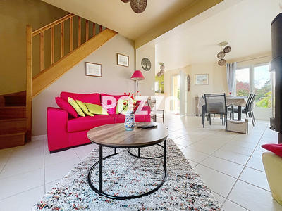 Maison - 80 m² - 4 pièces