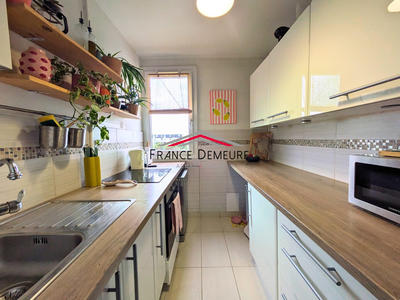Appartement - 63 m² - 4 pièces