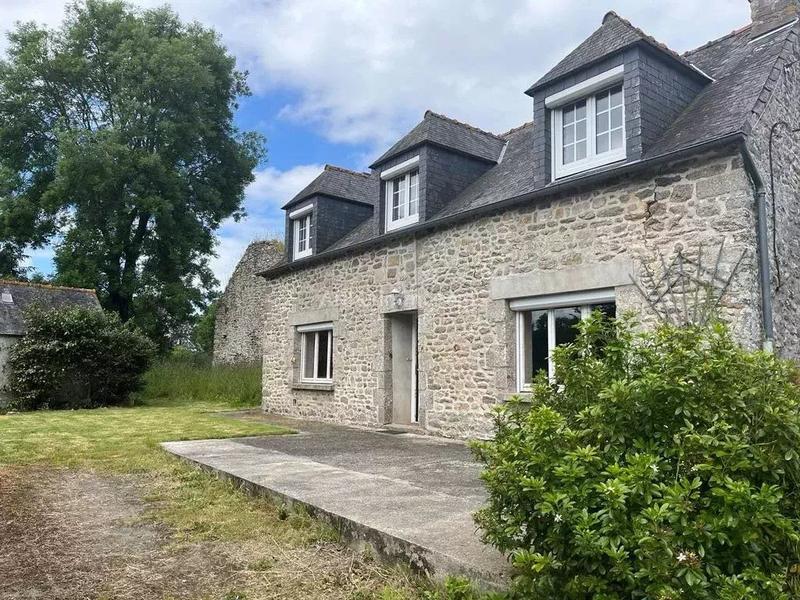 Maison - 94 m² - 4 pièces