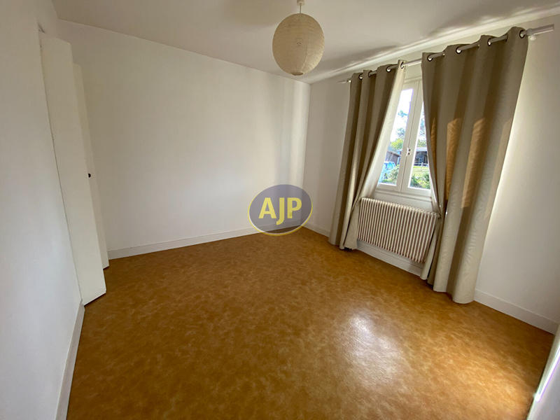 Maison - 139 m² - 7 pièces
