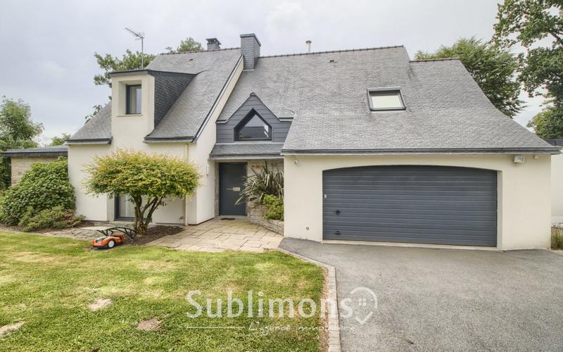 Maison contemporaine - 235 m² - 8 pièces