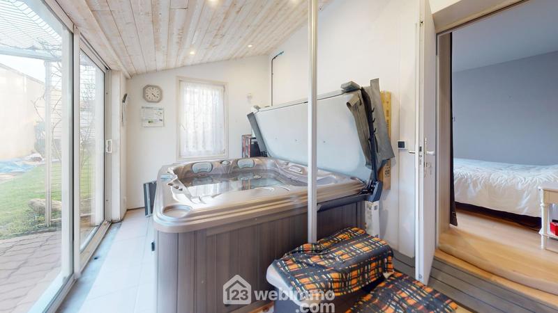 Maison - 150 m² - 7 pièces