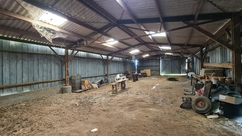 Grange - 275 m² - 2 pièces