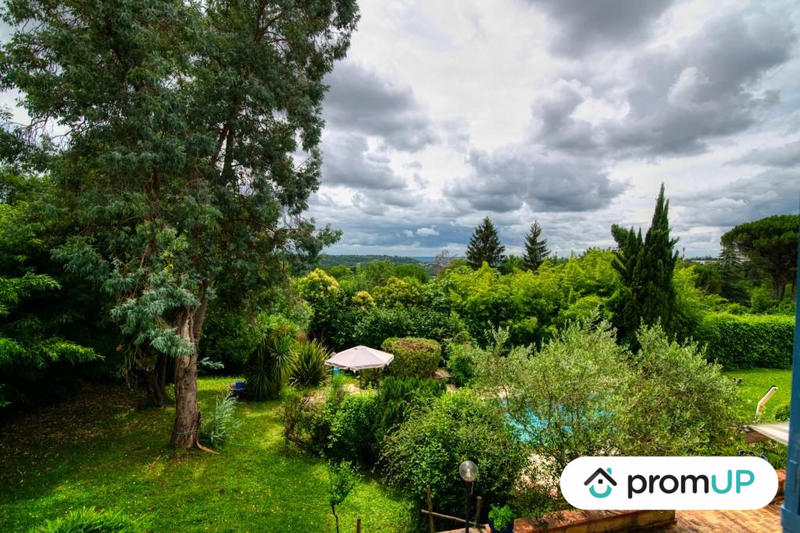 Maison traditionnelle - 147 m² - 6 pièces