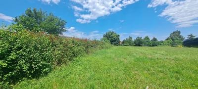 Terrain constructible - 1 280 m²