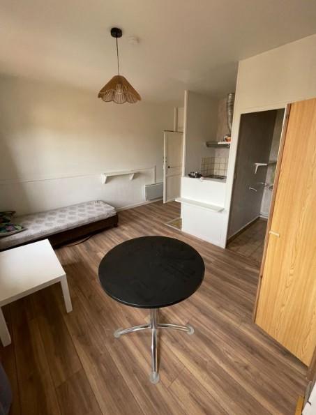 Studio - 20 m² - 1 pièce