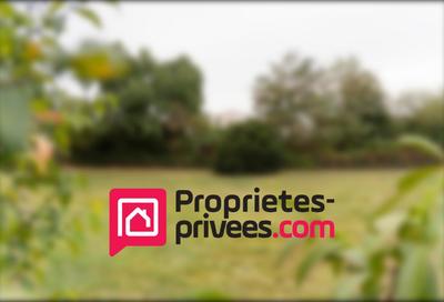 Terrain constructible - 1 460 m²