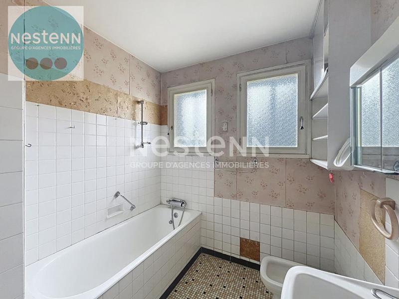 Demeure - 92 m² - 6 pièces