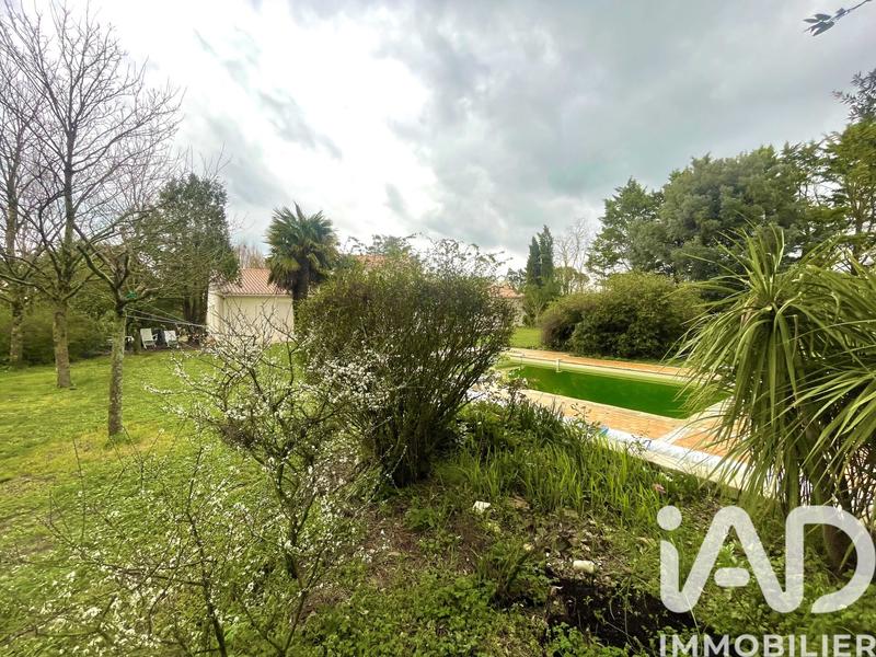 Maison - 252 m² - 7 pièces