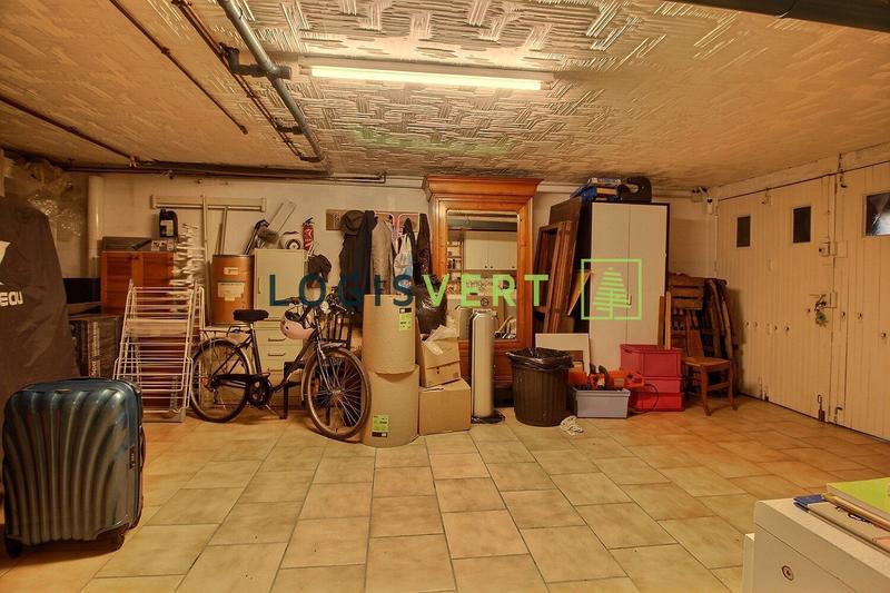 Maison - 175 m² - 8 pièces