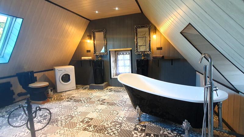 Maison - 192 m² - 6 pièces