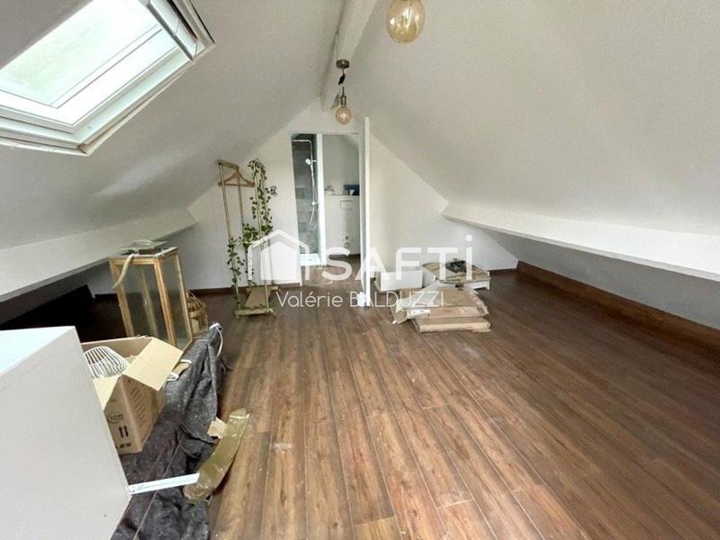 Maison - 205 m² - 7 pièces