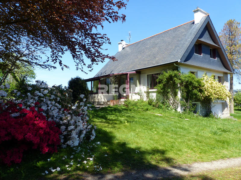 Maison - 131 m² - 7 pièces