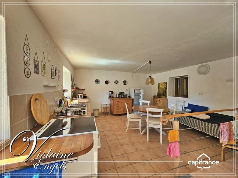 Corps de ferme - 592 m² - 14 pièces