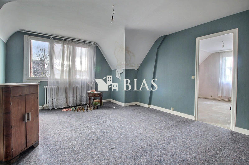 Maison - 135 m² - 8 pièces