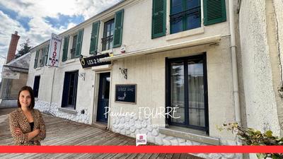 Maison - 220 m² - 10 pièces