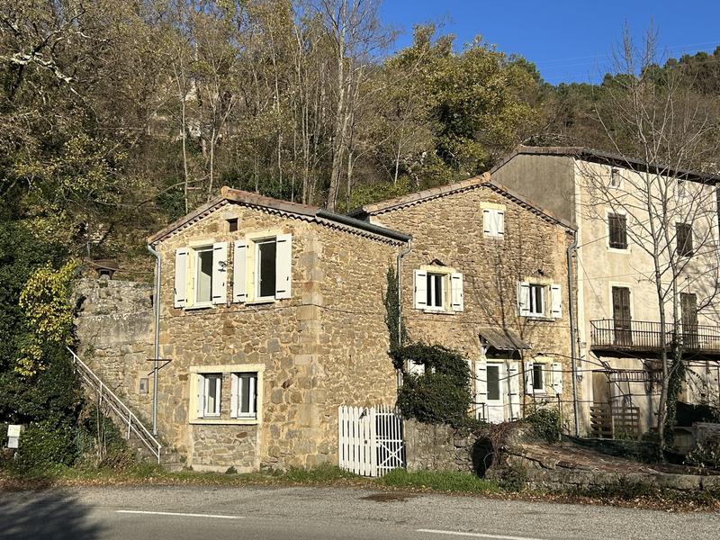 Maison - 92 m² - 5 pièces