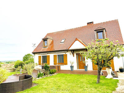 Maison - 185 m² - 7 pièces