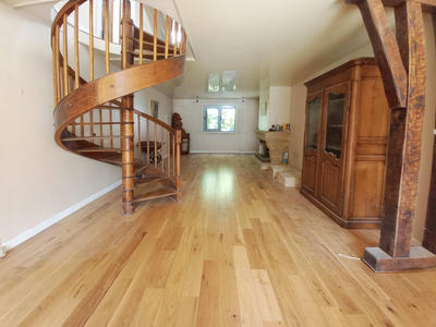 Appartement - 110 m² - 5 pièces