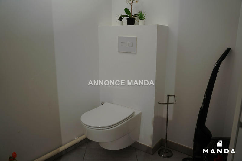 Chambre - 10 m² - 4 pièces