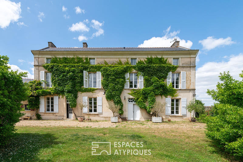 Maison - 363 m² - 14 pièces