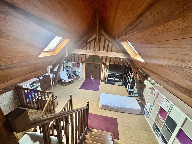 Maison - 174 m² - 8 pièces