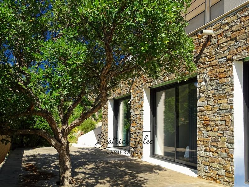 Villa - 190 m² - 4 pièces