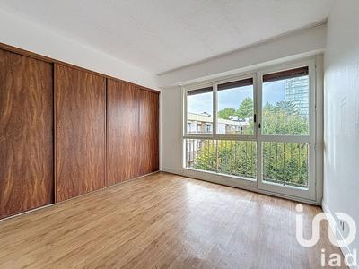 Appartement - 93 m² - 5 pièces