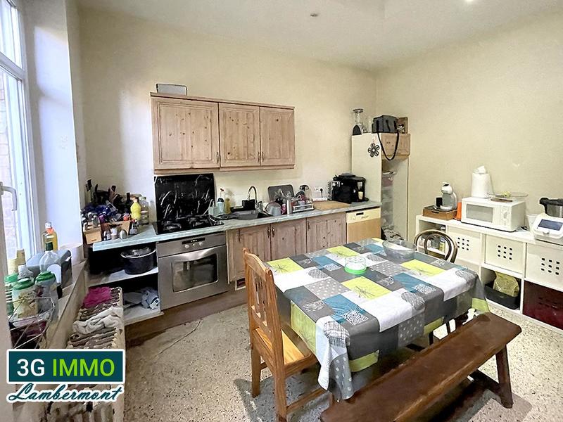 Maison - 258 m² - 12 pièces