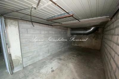 Parking / Garage - 10 m²