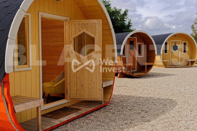 Maison - 807 m² - 30 pièces