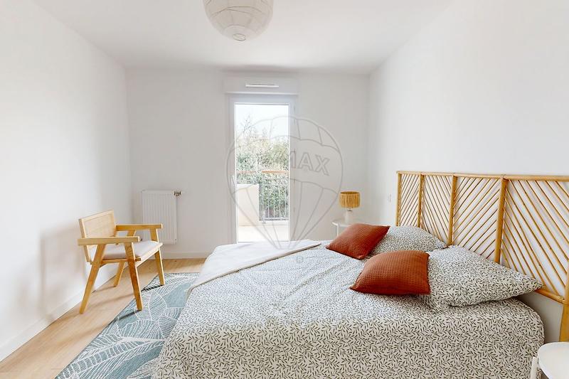 Appartement - 80 m² - 4 pièces