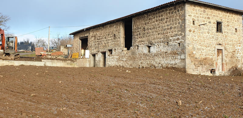 Maison - 250 m² - 1 pièce