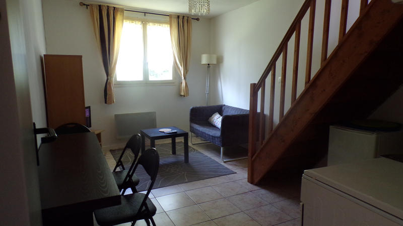 Maison - 250 m² - 10 pièces