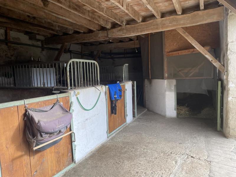 Maison de domaine équestre - 240 m² - 9 pièces