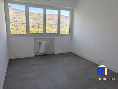 Appartement - 87 m² - 4 pièces