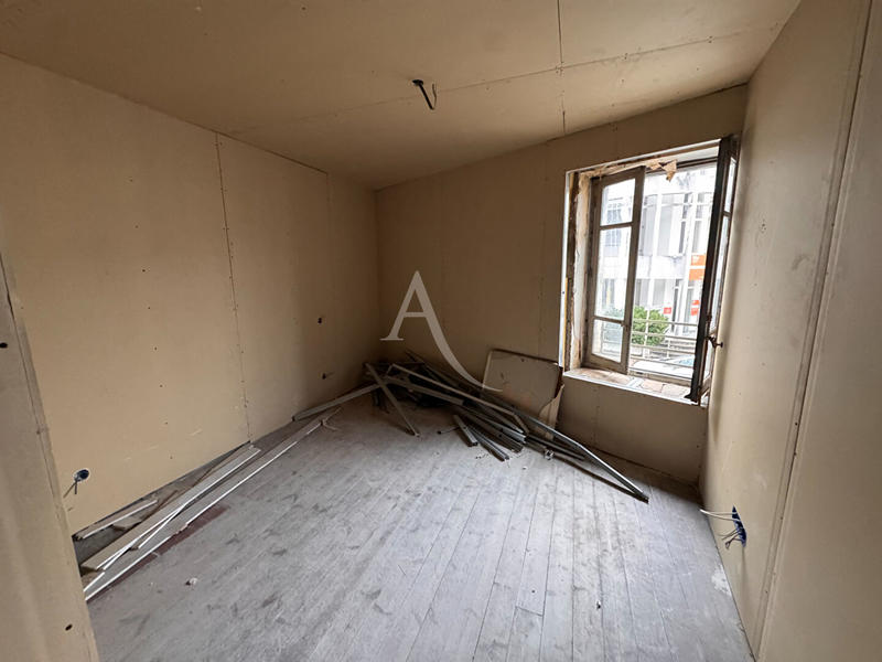 Appartement - 95 m² - 3 pièces