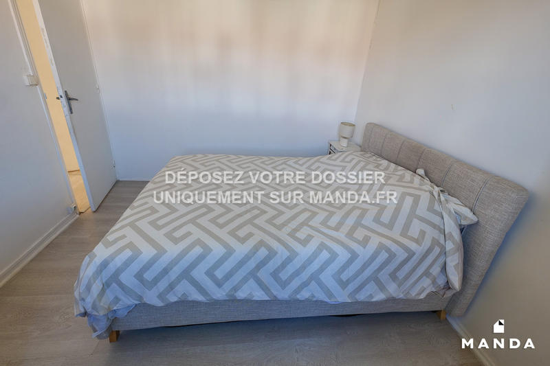 Chambre - 10 m² - 4 pièces