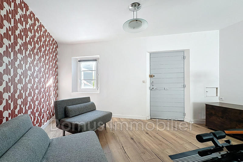 Maison - 259 m² - 6 pièces