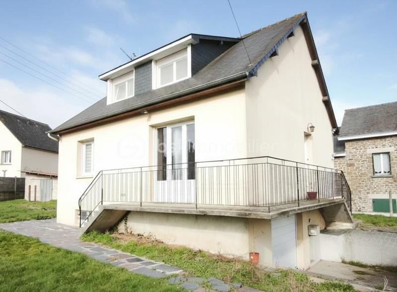 Maison traditionnelle - 89 m² - 4 pièces