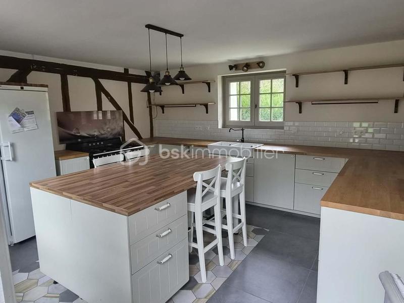 Maison ancienne - 205 m² - 9 pièces