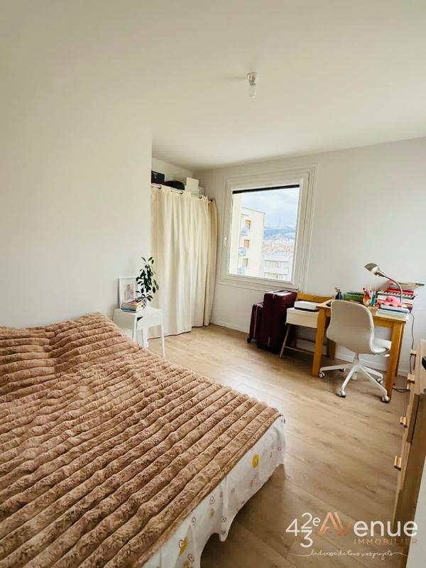 Appartement - 101 m² - 4 pièces