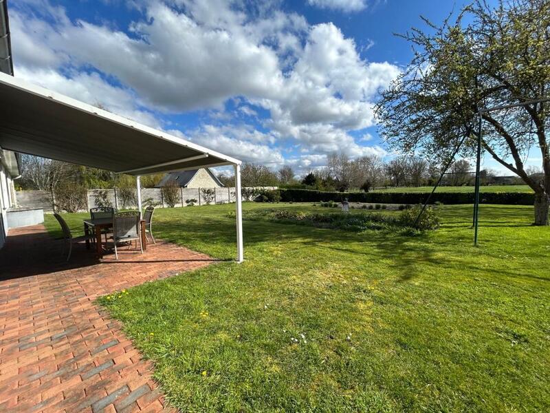 Propriété - 250 m² - 8 pièces